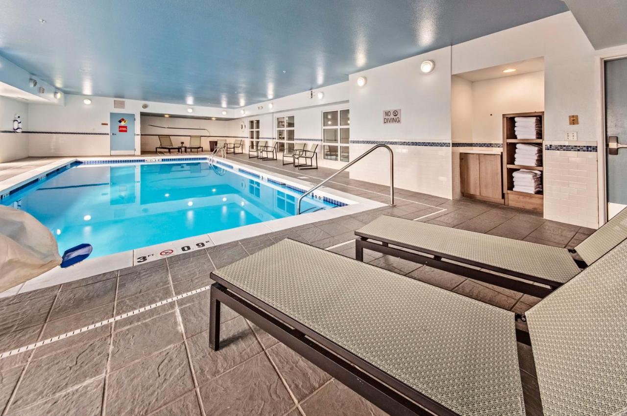 Staybridge Suites - Cedar Rapids North By Ihg Eksteriør billede