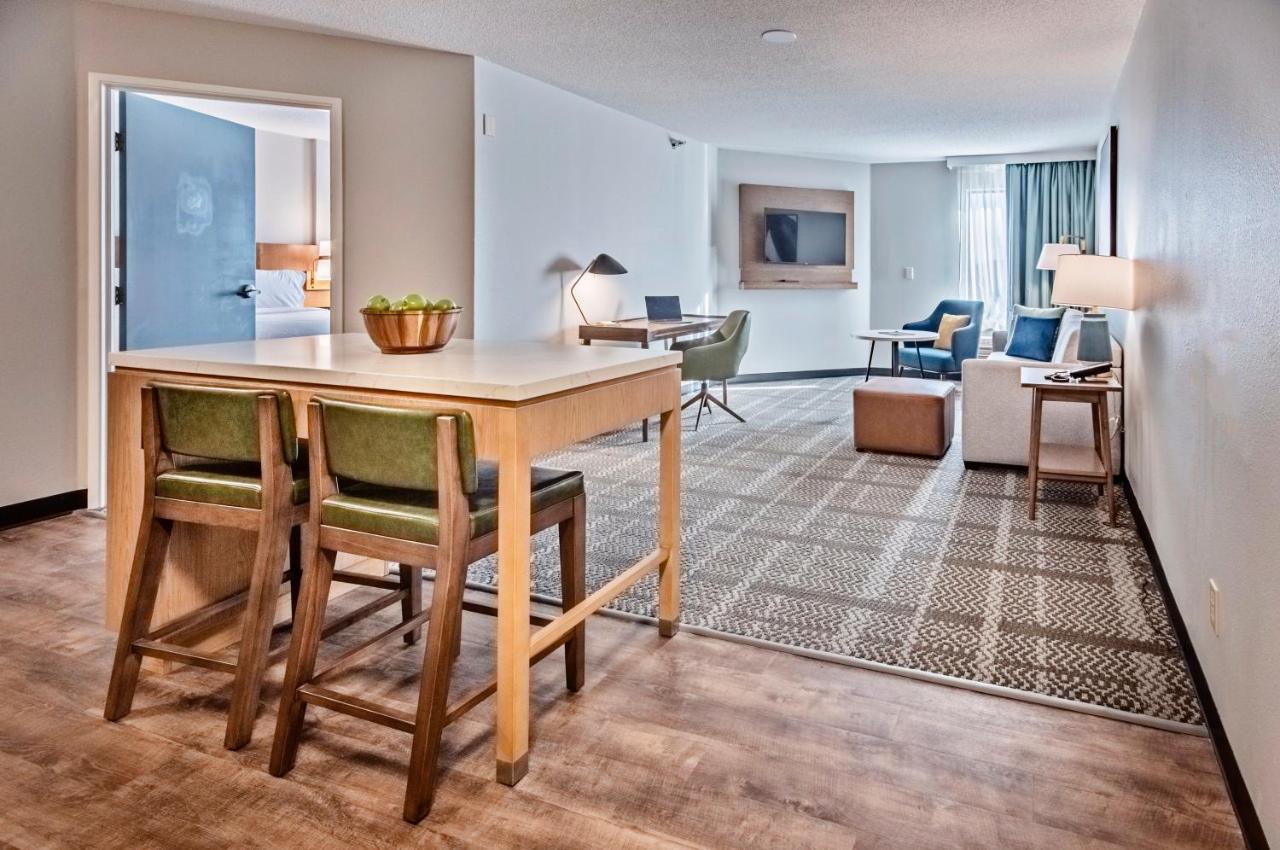 Staybridge Suites - Cedar Rapids North By Ihg Eksteriør billede